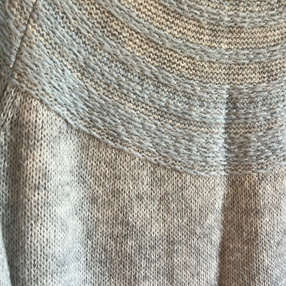 Loft Sweater size Large - Picture 2 of 5
